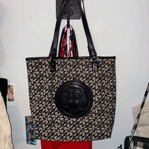 Tommy Hilfiger Navy & Beige Signature Logo Tote